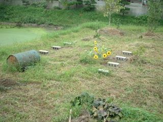 小屋の基礎ブロック