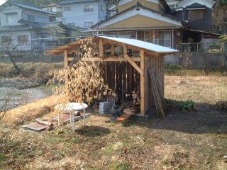 炭焼き小屋