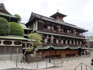 道後温泉本館